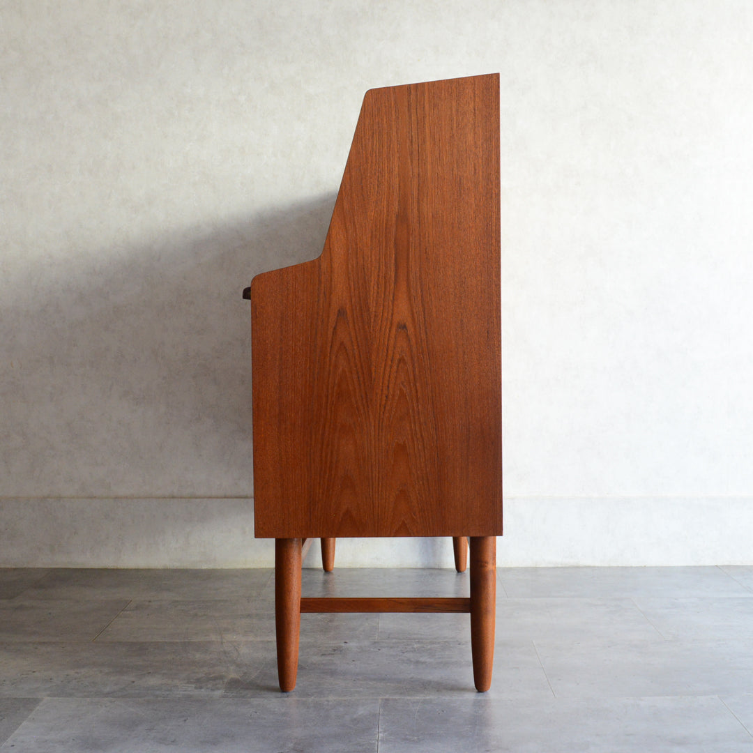 デンマークヴィンテージ　 チークビューロー 5-171