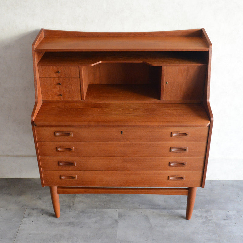 デンマークヴィンテージ　 チークビューロー 5-171