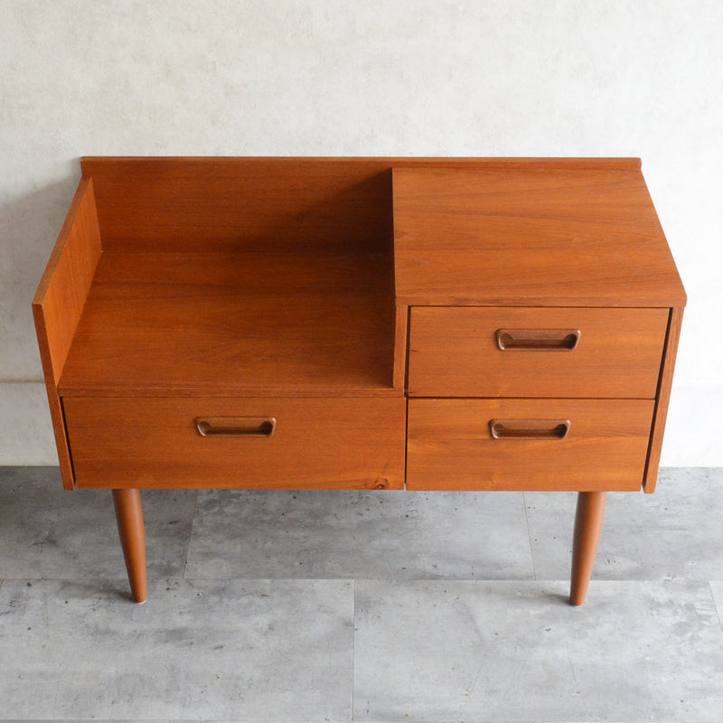 ミッドセンチュリー ドレッサーチェスト 11