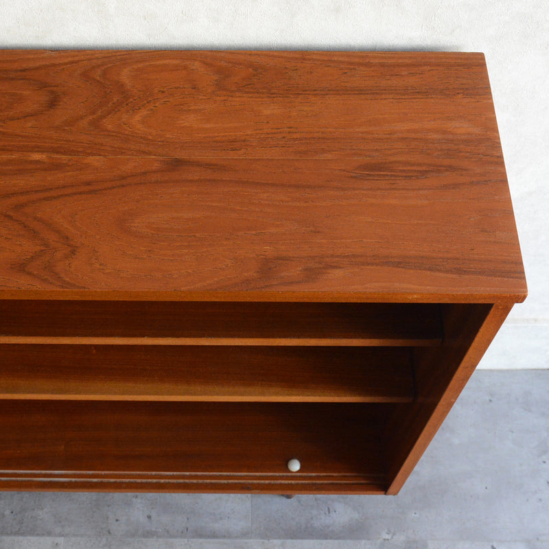 60s ヴィンテージ チーク ガラスキャビネット 62(3段/天板剥離再塗装済）