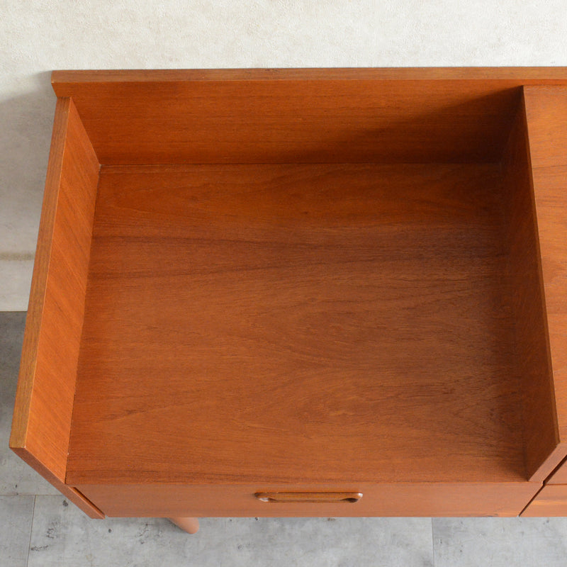 ミッドセンチュリー ドレッサーチェスト 11