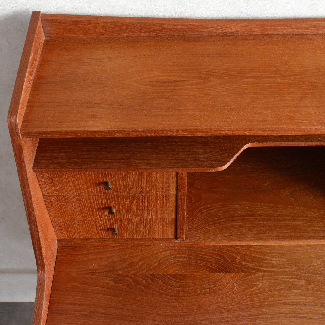 デンマークヴィンテージ　 チークビューロー 5-171