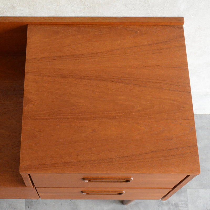 ミッドセンチュリー ドレッサーチェスト 11