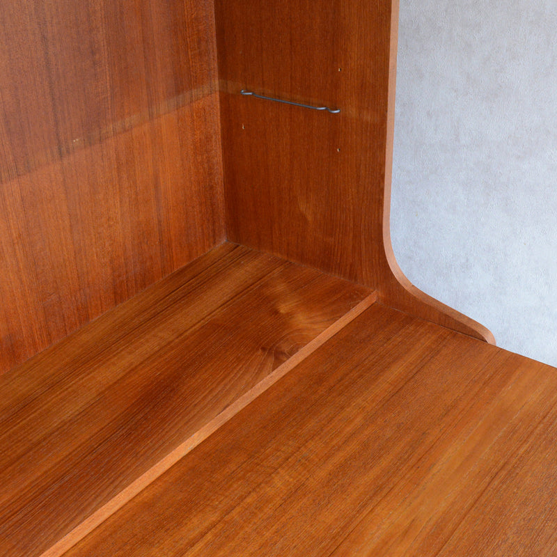 デンマークヴィンテージ ブックシェルフ (ビューロー付）P-２