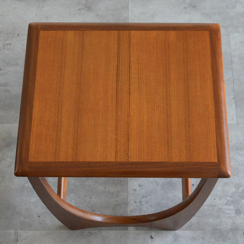 G-PLAN ジープラン タイルトップ ネストテーブル15（天板剝離再塗装済）