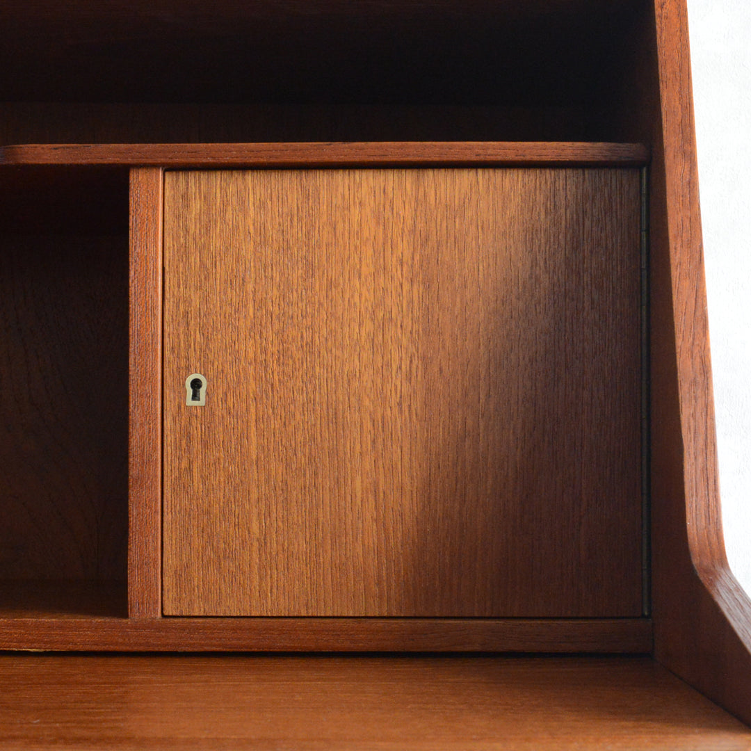 デンマークヴィンテージ　 チークビューロー 5-171