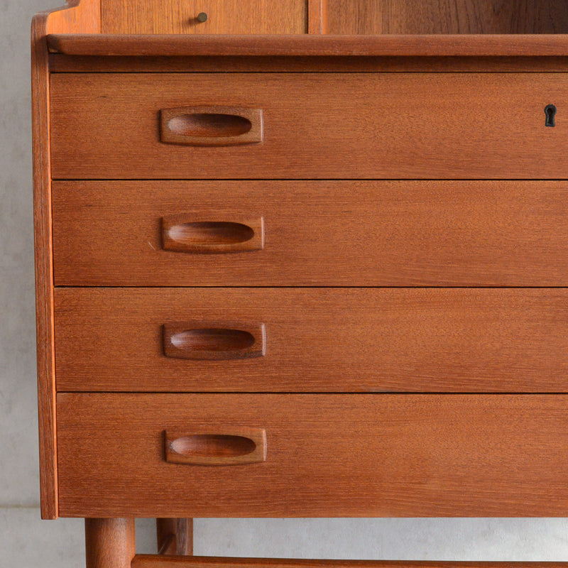 デンマークヴィンテージ　 チークビューロー 5-171