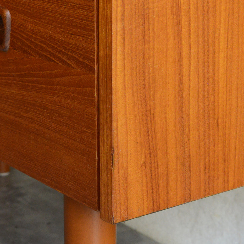 ミッドセンチュリー ドレッサーチェスト 11