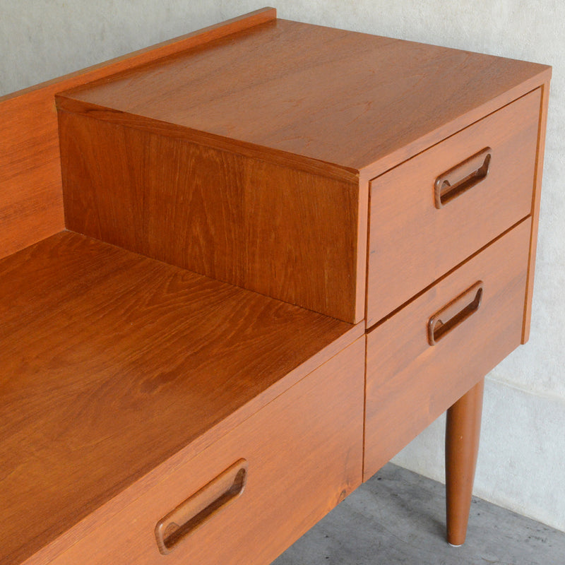 ミッドセンチュリー ドレッサーチェスト 11