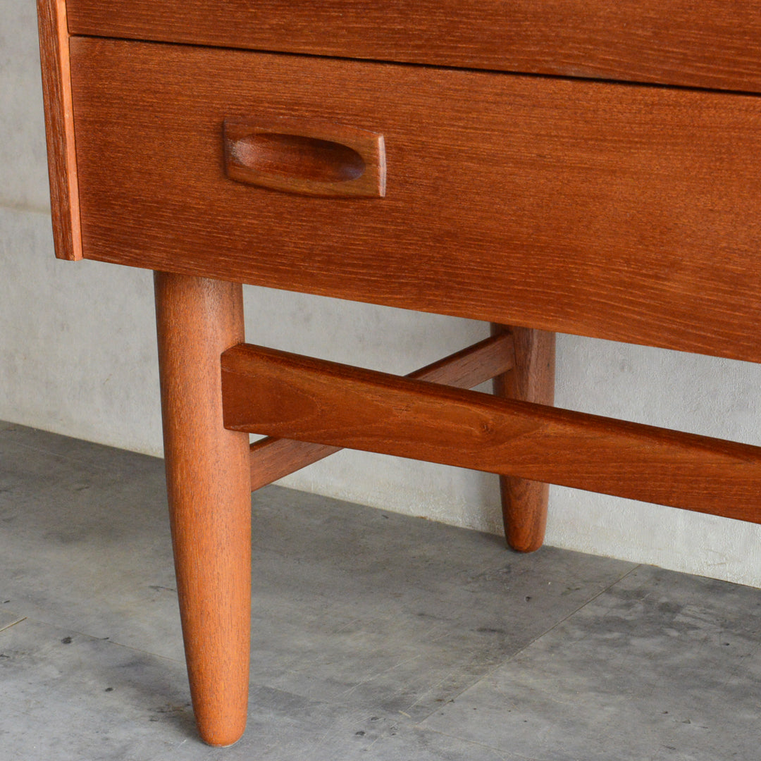 デンマークヴィンテージ　 チークビューロー 5-171