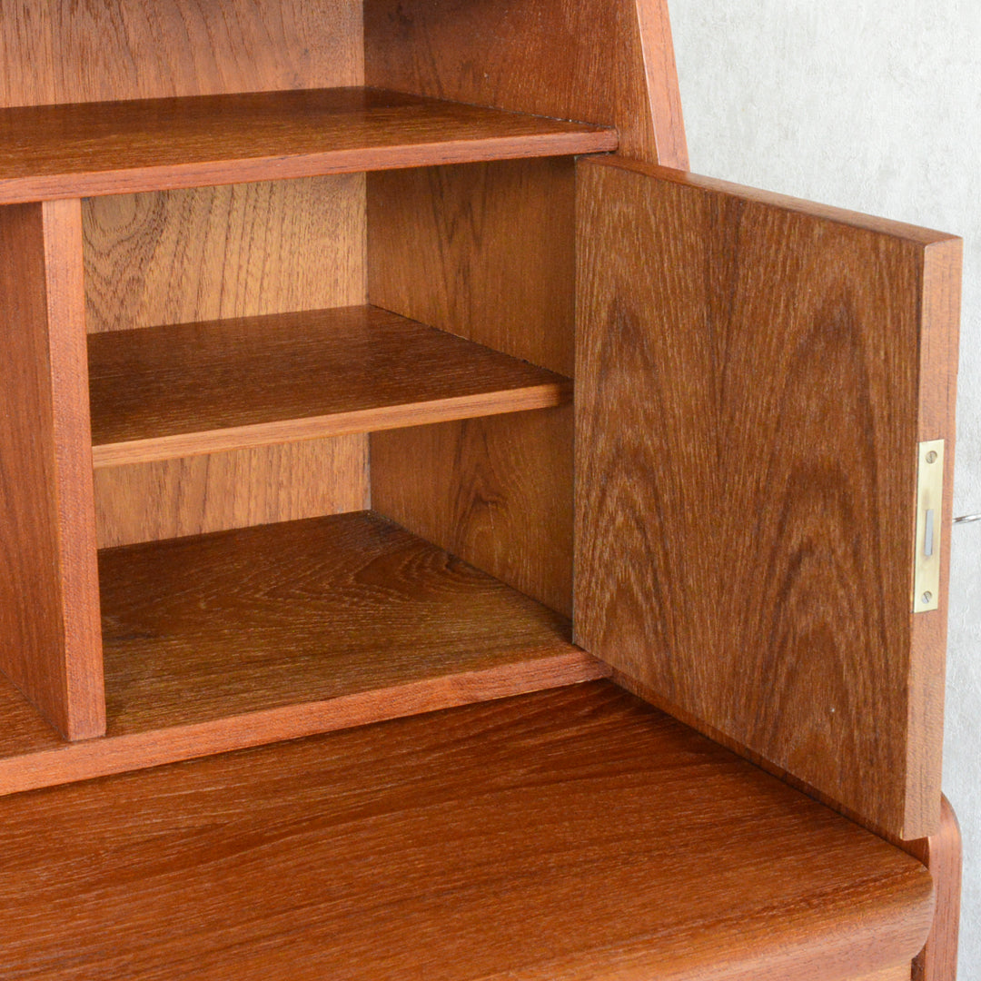 デンマークヴィンテージ　 チークビューロー 5-171