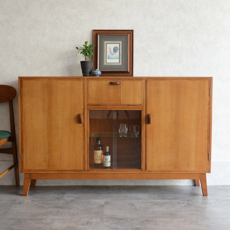 ミッドセンチュリー ヴィンテージ　オーク ガラスキャビネット 88