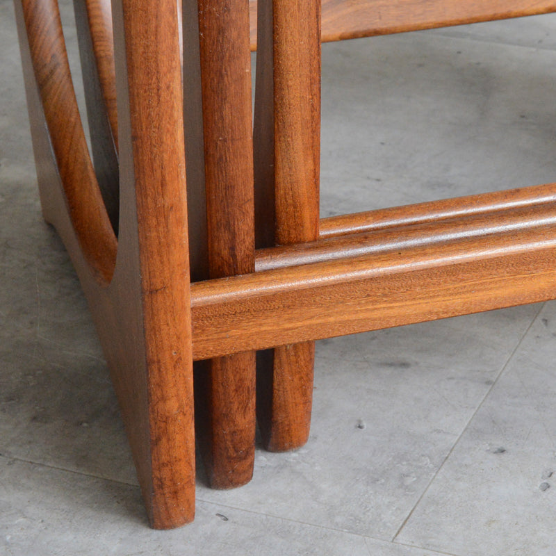 G-PLAN ジープラン タイルトップ ネストテーブル15（天板剝離再塗装済）