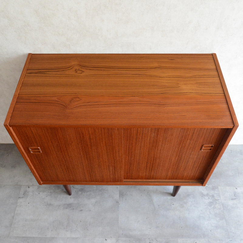 デンマークヴィンテージ  チークキャビネット P-13