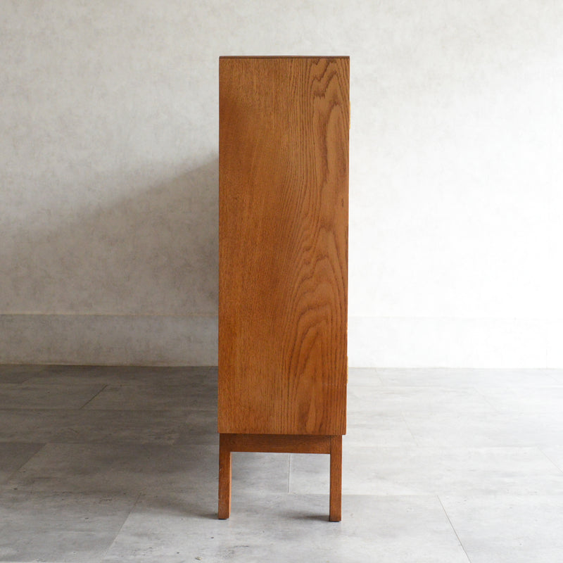 ミッドセンチュリー ヴィンテージ　オーク ガラスキャビネット 88