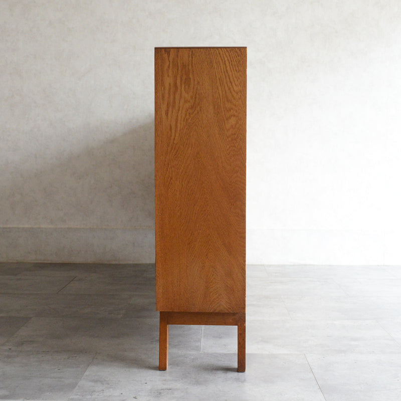 ミッドセンチュリー ヴィンテージ　オーク ガラスキャビネット 88