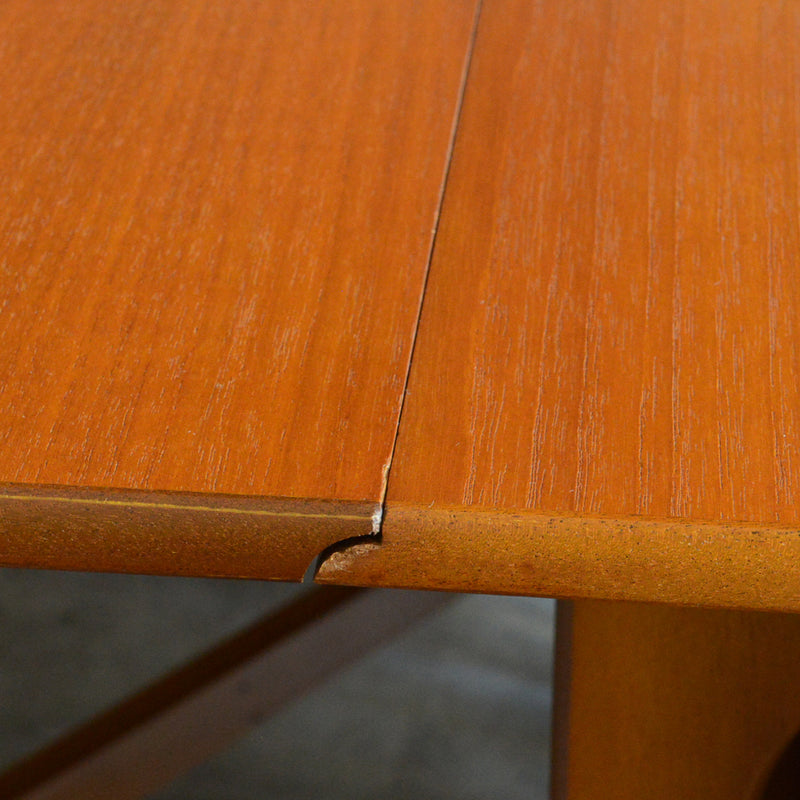 Jentique ジェンティーク　ゲートレッグテーブル32（オーバル・天板剝離再塗装済）