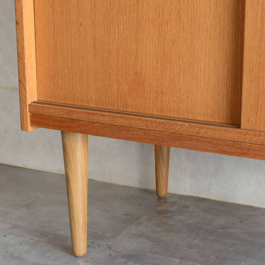 デンマーク ヴィンテージ オーク キャビネット 8-11