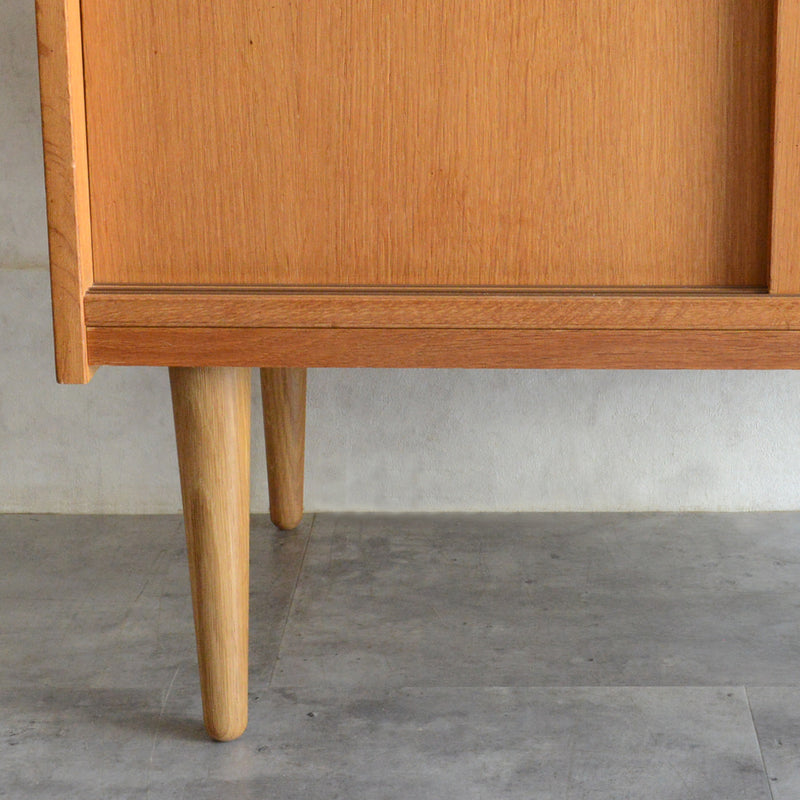 デンマーク ヴィンテージ オーク キャビネット 8-11