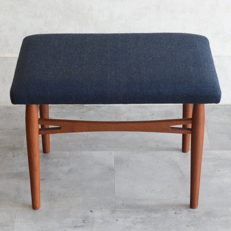 デンマークヴィンテージ スツール3-73 (張替済ネイビー）