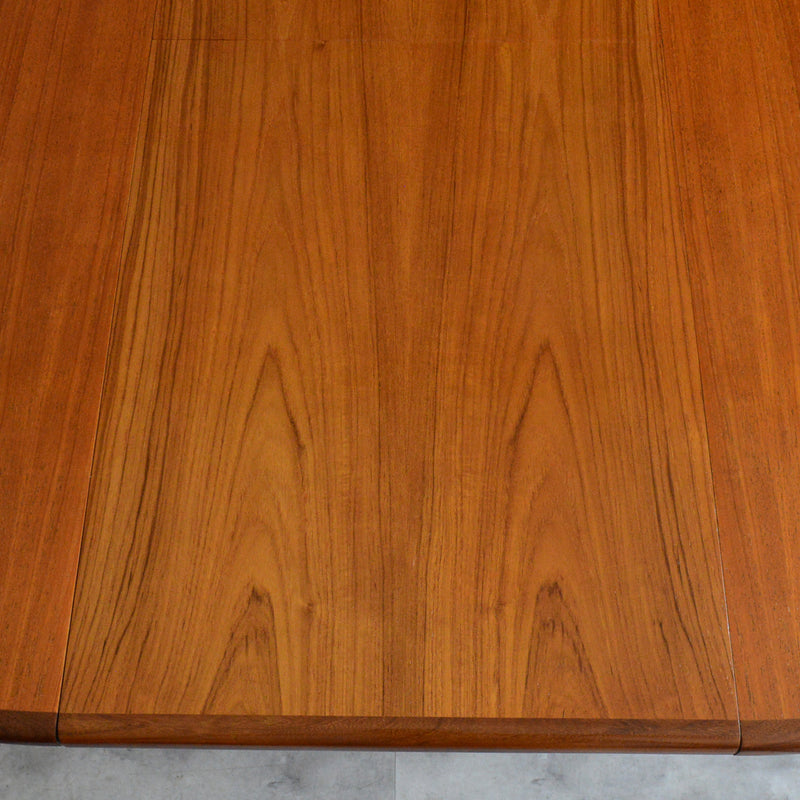 I様ご予約品　G-PLAN ジープラン エクステンション ラウンドテーブル 105 (天板剥離再塗装）