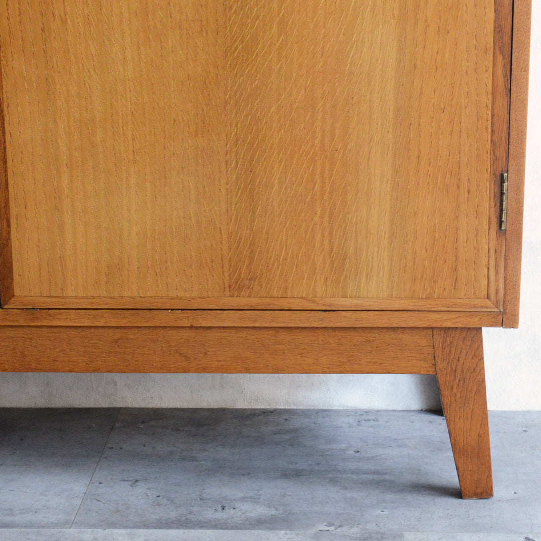 ミッドセンチュリー ヴィンテージ　オーク ガラスキャビネット 88