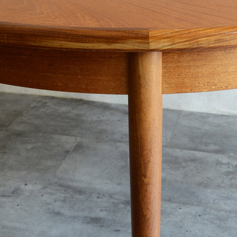 M様見学予約商品 G-PLAN ジープラン エクステンション ラウンドテーブル85 (天板剥離再塗装）