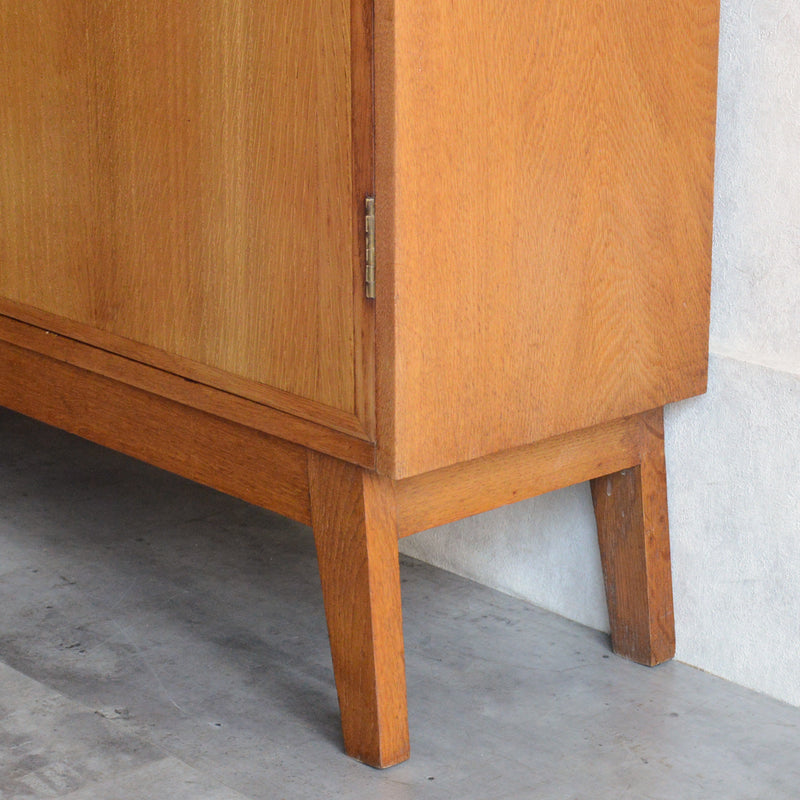 ミッドセンチュリー ヴィンテージ　オーク ガラスキャビネット 88