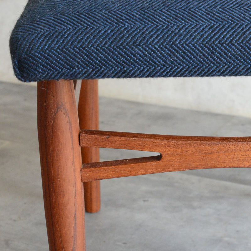 デンマークヴィンテージ スツール3-73 (張替済ネイビー）
