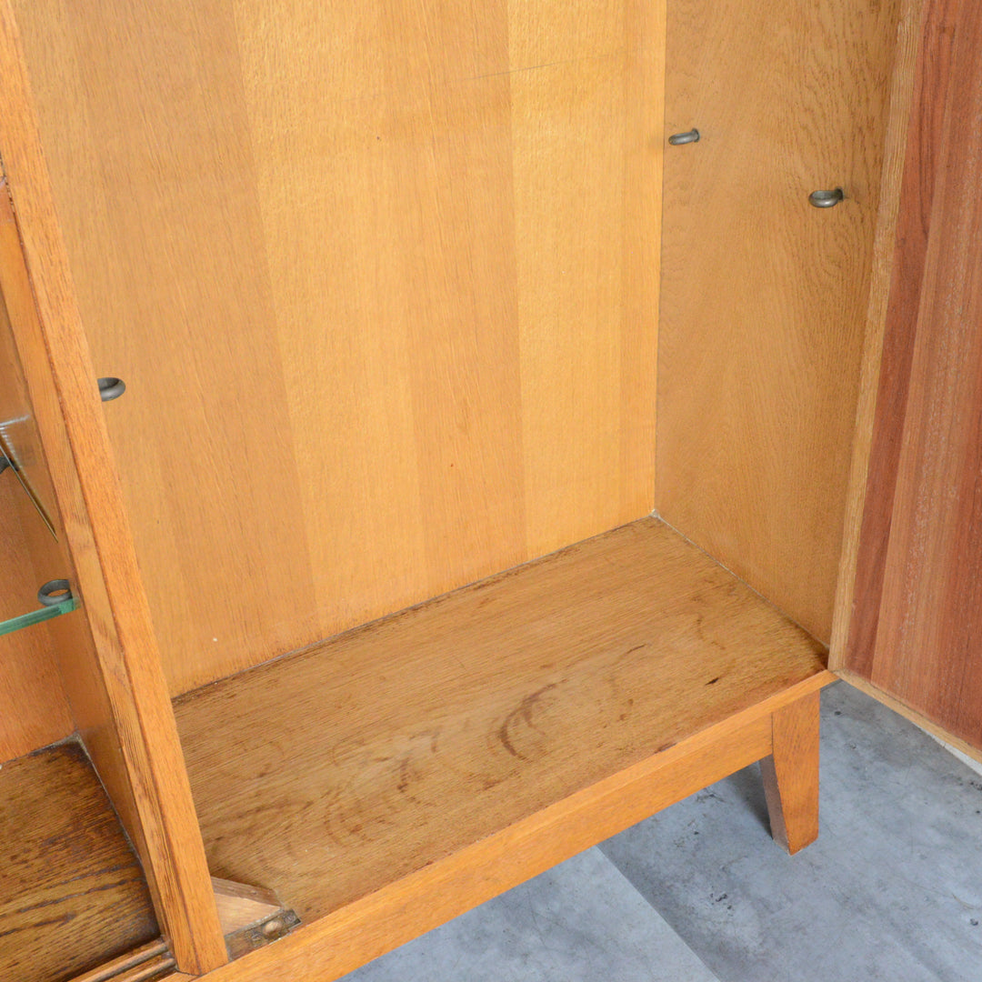 ミッドセンチュリー ヴィンテージ　オーク ガラスキャビネット 88