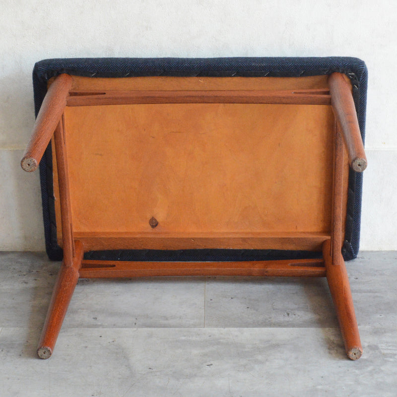 デンマークヴィンテージ スツール3-73 (張替済ネイビー）