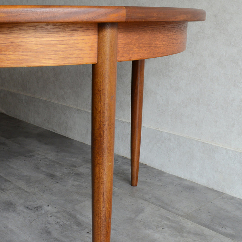 G-PLAN ジープラン　エクステンション ラウンドテーブル81(天板剥離再塗装）