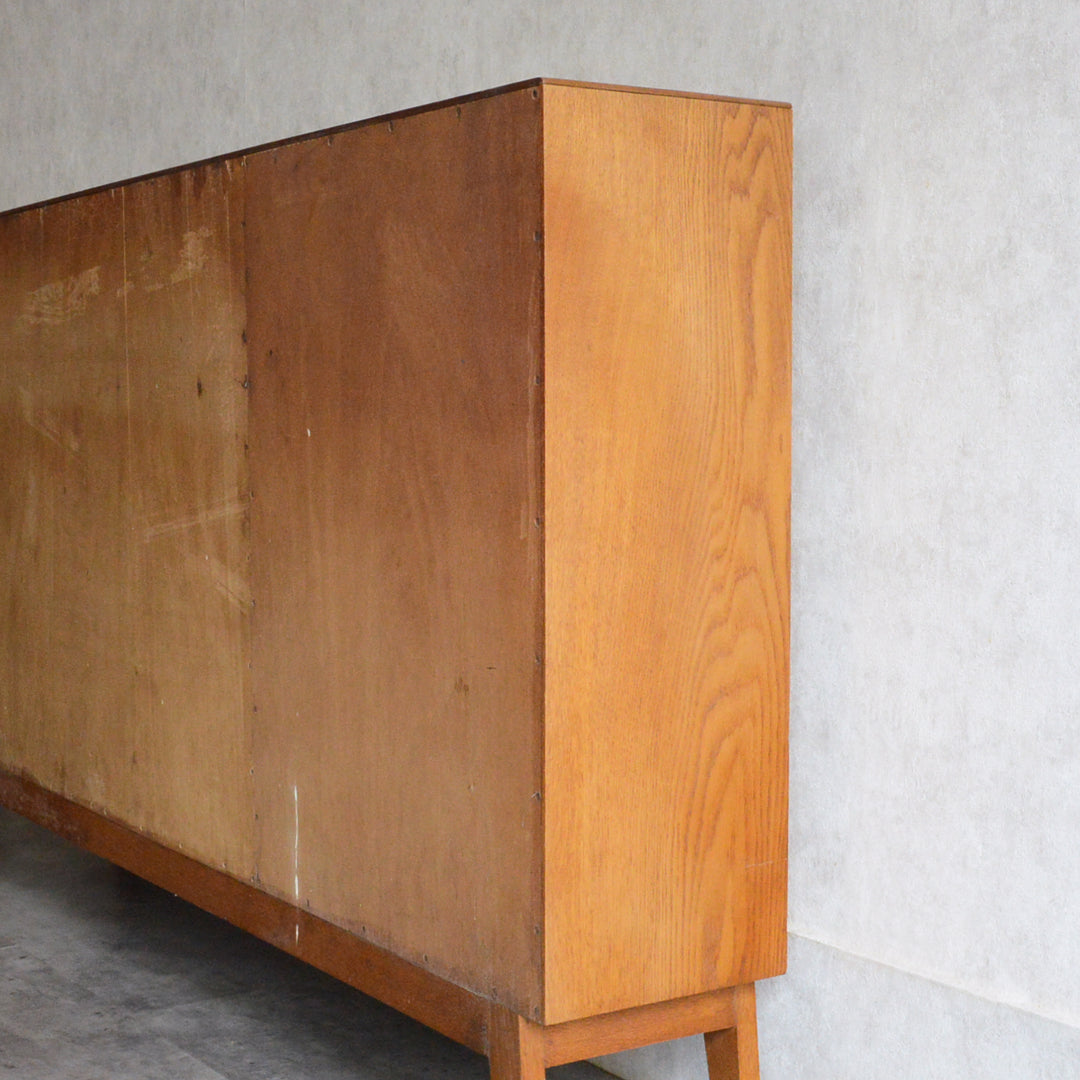 ミッドセンチュリー ヴィンテージ　オーク ガラスキャビネット 88