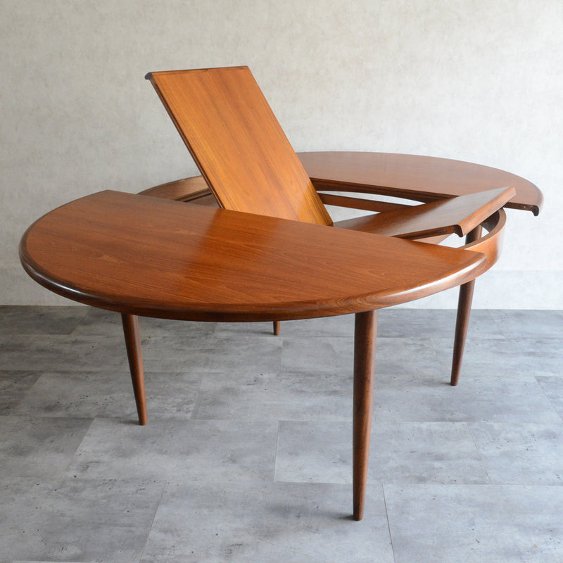 I様ご予約品　G-PLAN ジープラン エクステンション ラウンドテーブル 105 (天板剥離再塗装）