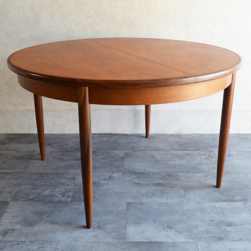 M様見学予約商品 G-PLAN ジープラン エクステンション ラウンドテーブル85 (天板剥離再塗装）