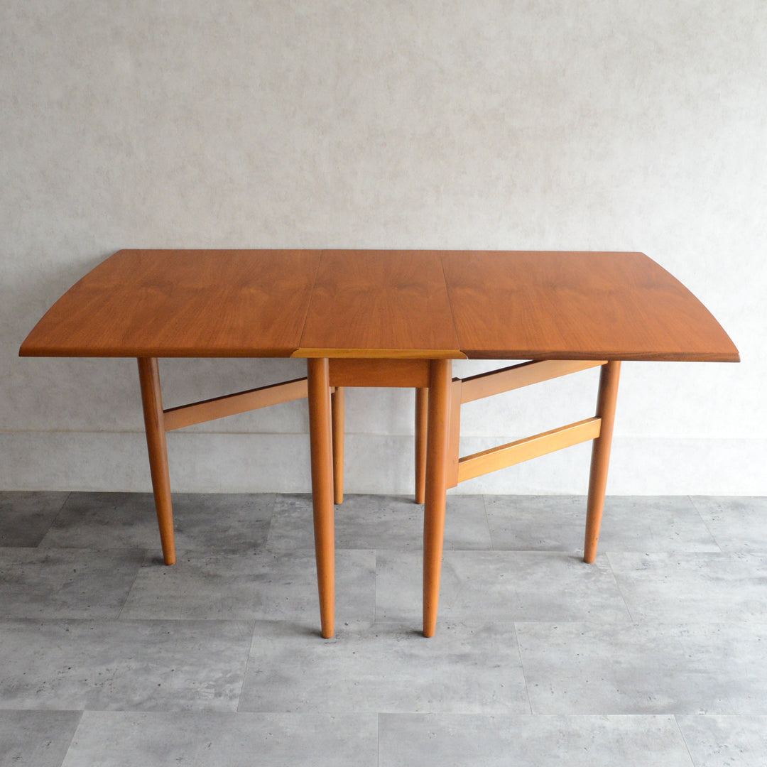 ミッドセンチュリー ヴィンテージ　ゲートレッグダイニングテーブル48 (天板剝離再塗装済）