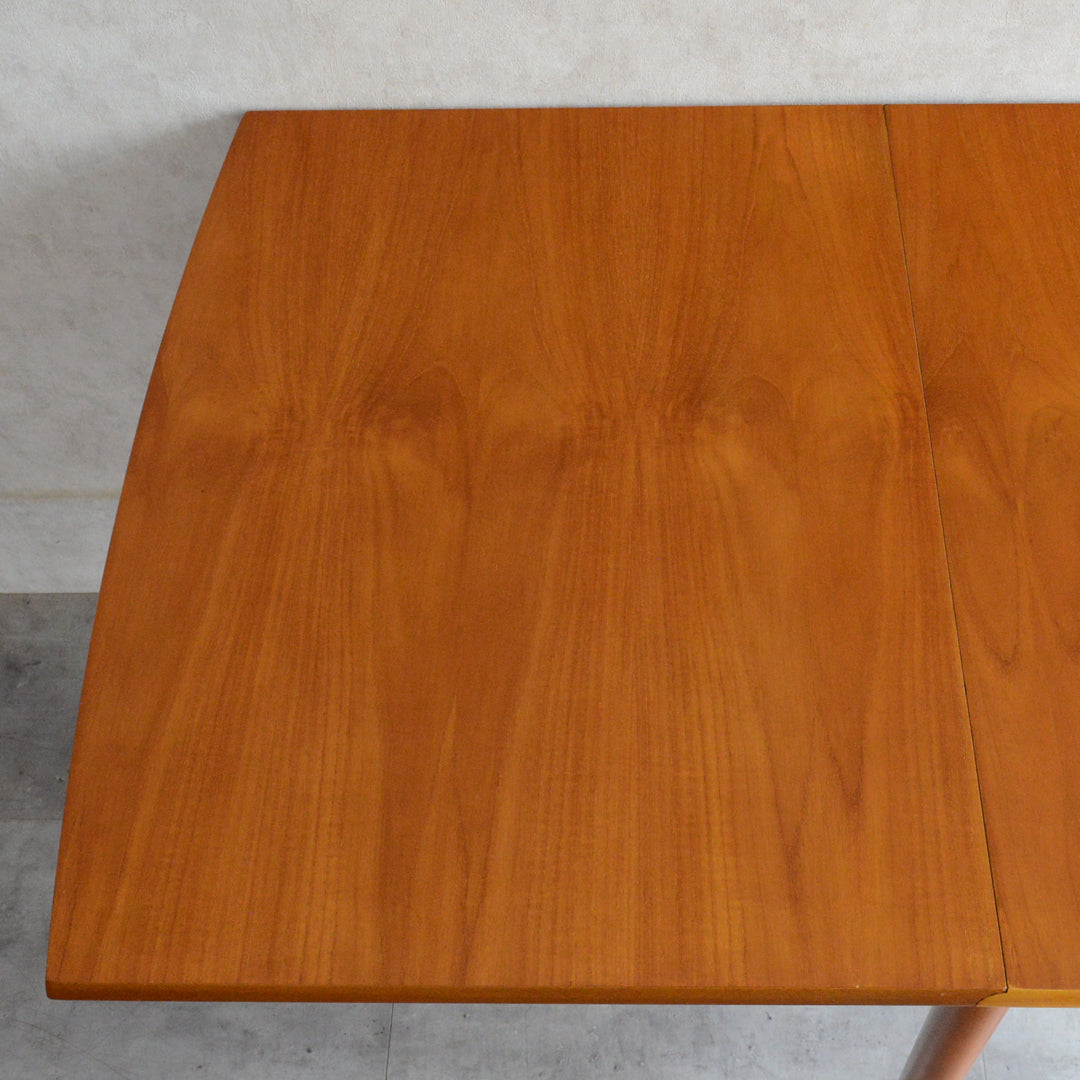 ミッドセンチュリー ヴィンテージ　ゲートレッグダイニングテーブル48 (天板剝離再塗装済）