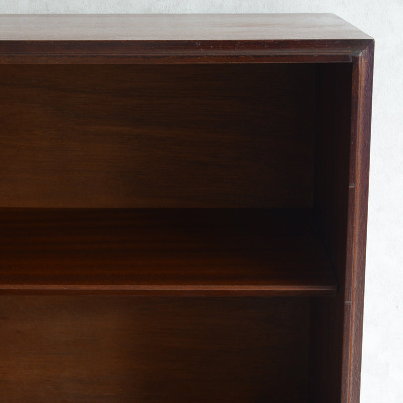 BEAVER&TAPLEY（ビーバー&タプレイ）  ガラスキャビネット 50 (木扉付）