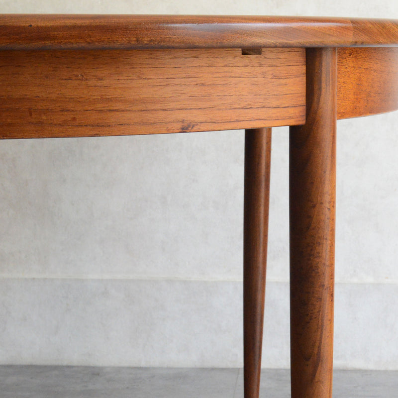 I様ご予約品　G-PLAN ジープラン エクステンション ラウンドテーブル 105 (天板剥離再塗装）