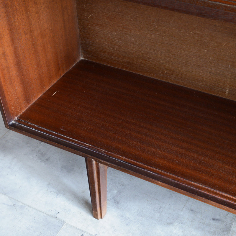 BEAVER&TAPLEY（ビーバー&タプレイ）  ガラスキャビネット 50 (木扉付）