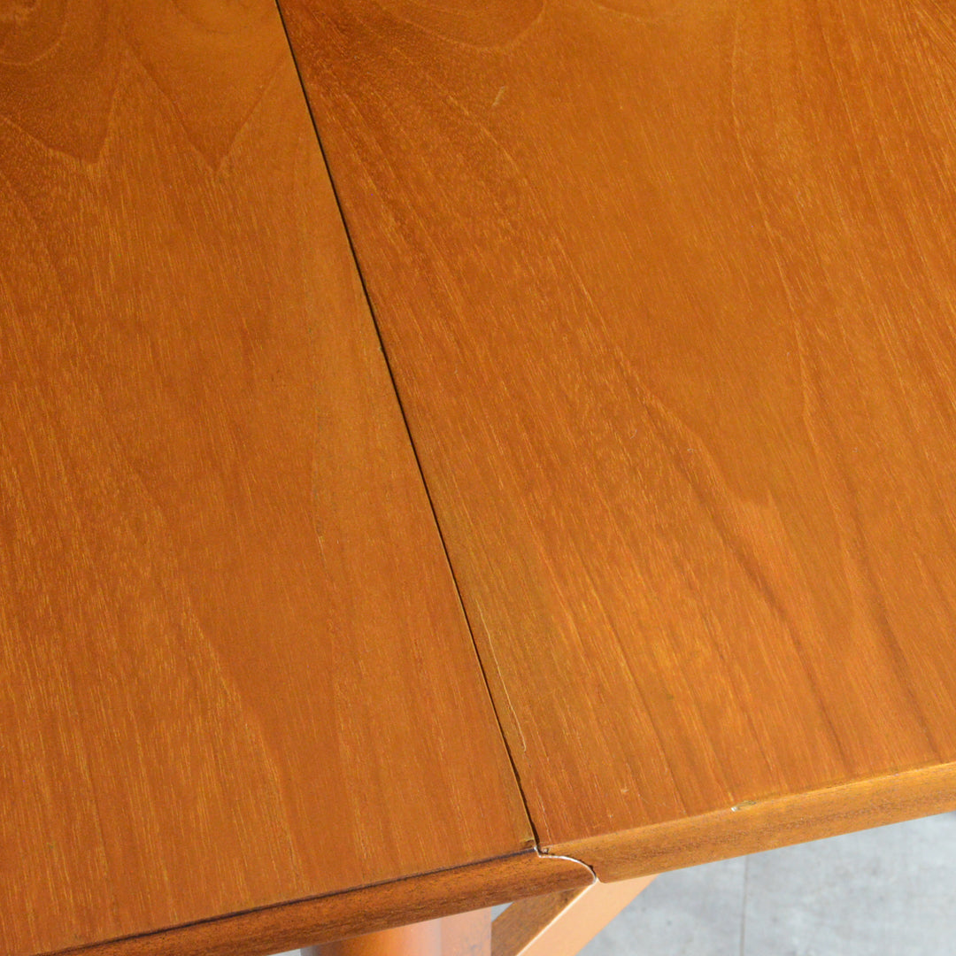 ミッドセンチュリー ヴィンテージ　ゲートレッグダイニングテーブル48 (天板剝離再塗装済）