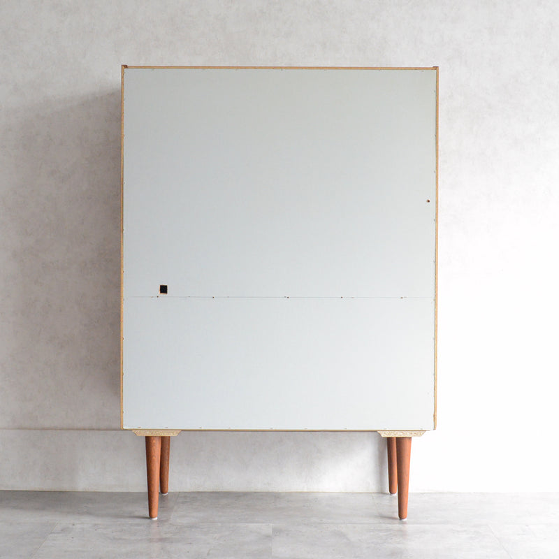 デンマーク ヴィンテージ チーク ブックシェルフ 8-25（フラップ扉）