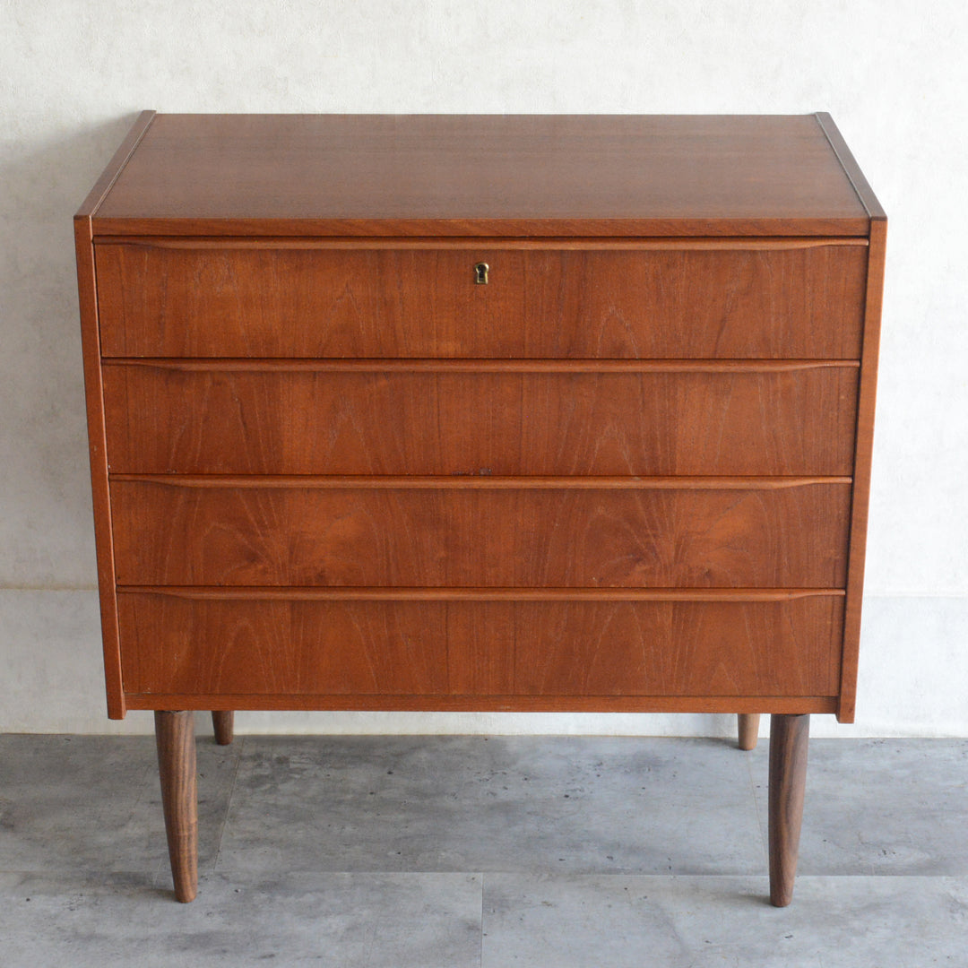 デンマーク ヴィンテージ  チーク４段チェスト 8-7