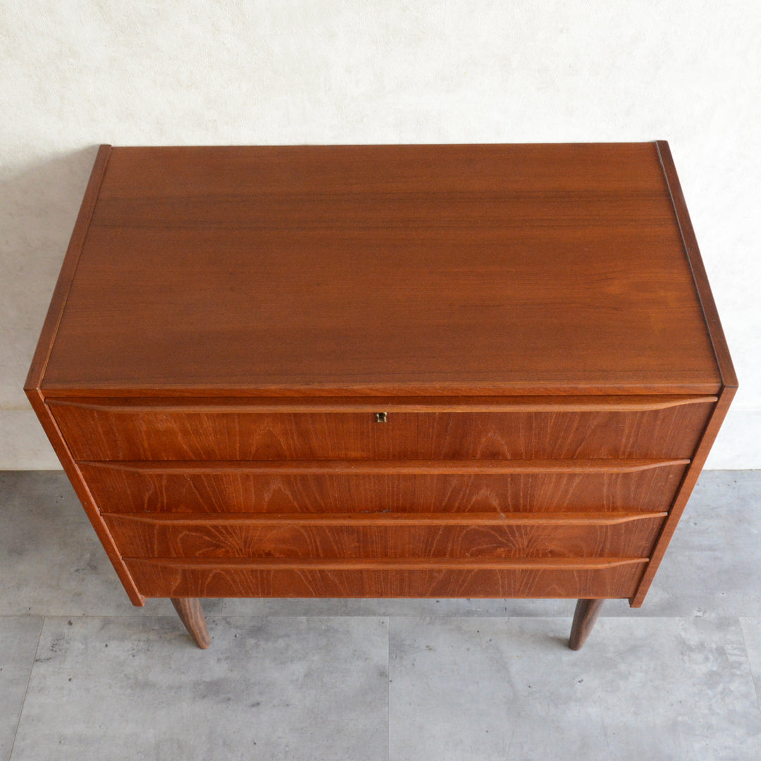 デンマーク ヴィンテージ  チーク４段チェスト 8-7