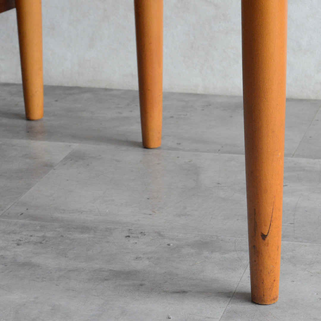 ミッドセンチュリー ヴィンテージ　ゲートレッグダイニングテーブル48 (天板剝離再塗装済）