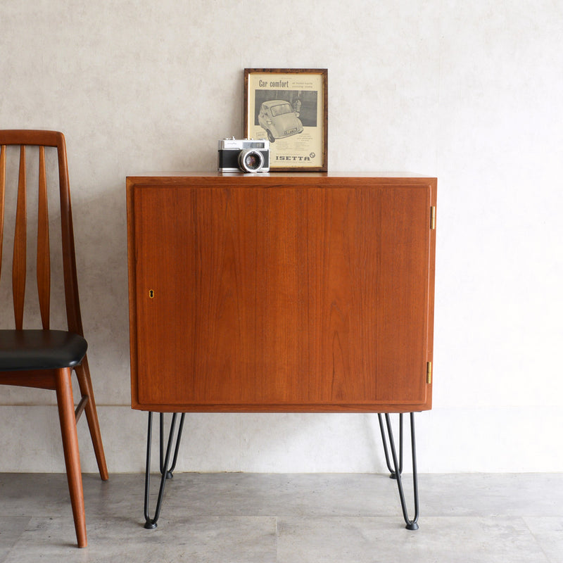 デンマーク ヴィンテージ キャビネット/レコードキャビネット 71 (HR)