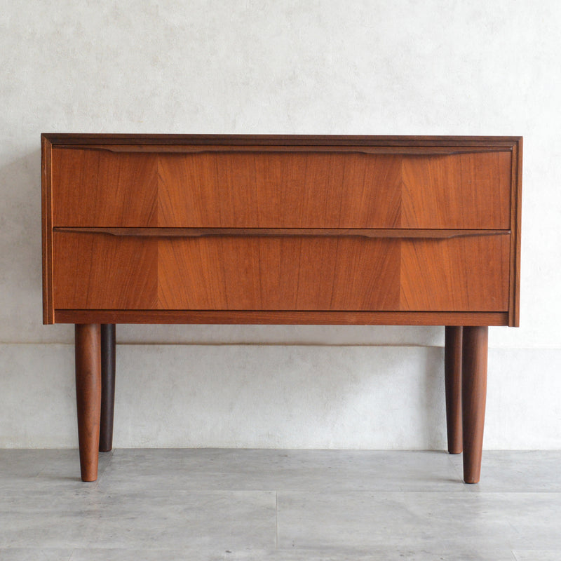 デンマーク ヴィンテージ チーク２段チェスト 6-42