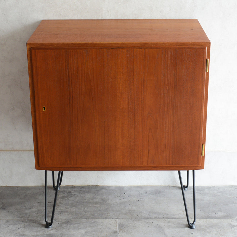 デンマーク ヴィンテージ キャビネット/レコードキャビネット 71 (HR)