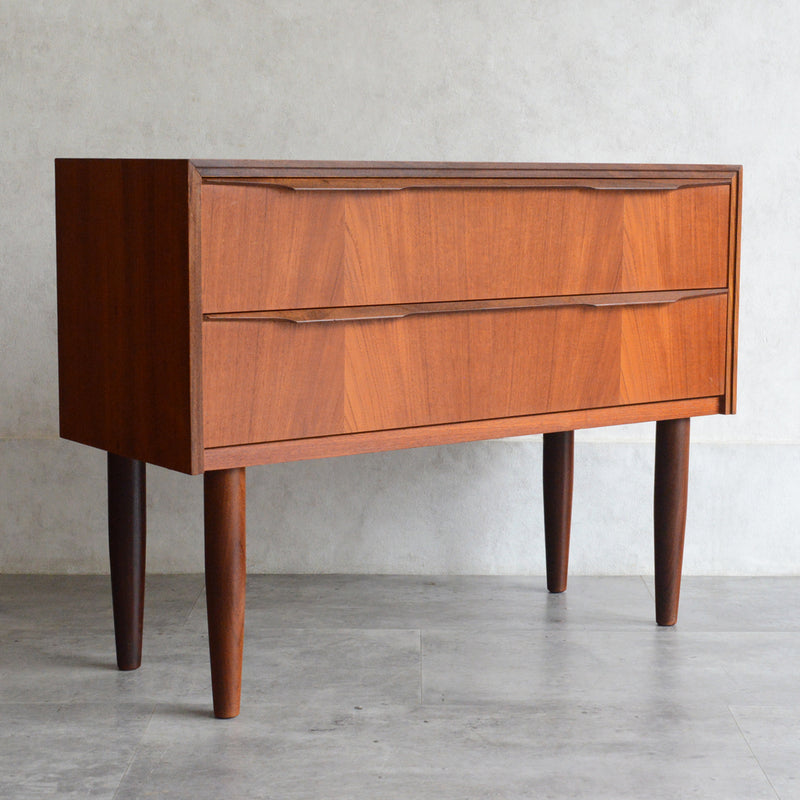 デンマーク ヴィンテージ チーク２段チェスト 6-42