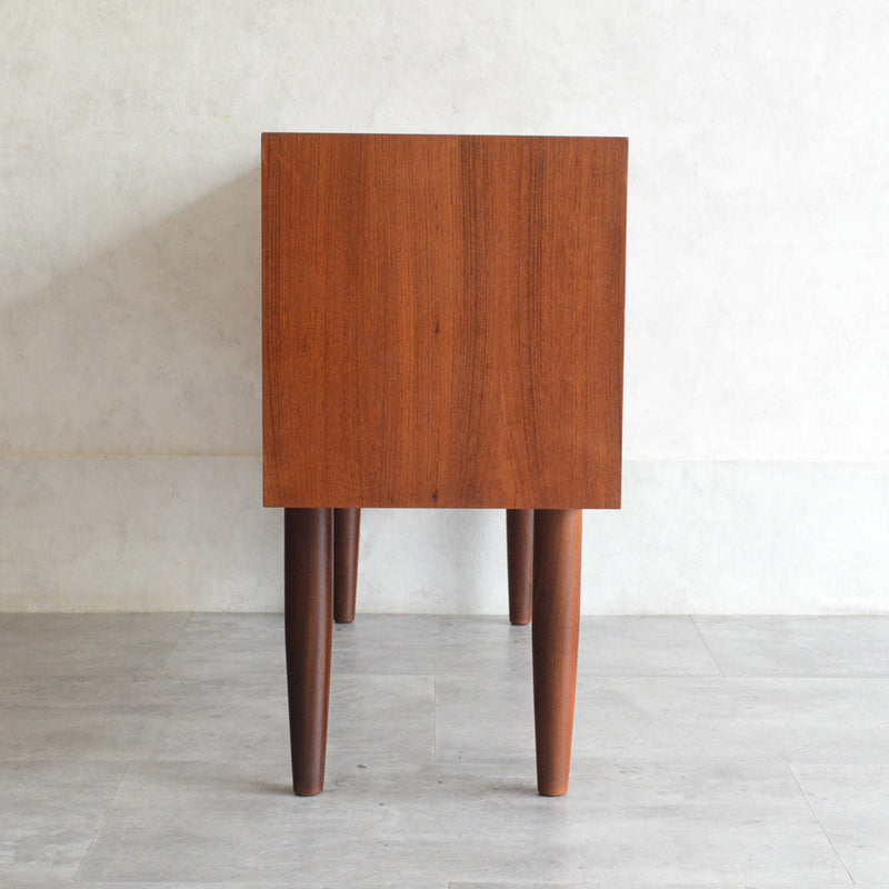 デンマーク ヴィンテージ チーク２段チェスト 6-42